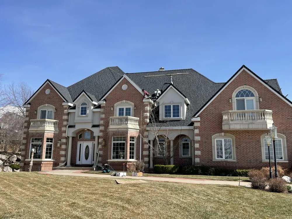 Slide of El Sombrero Roofing