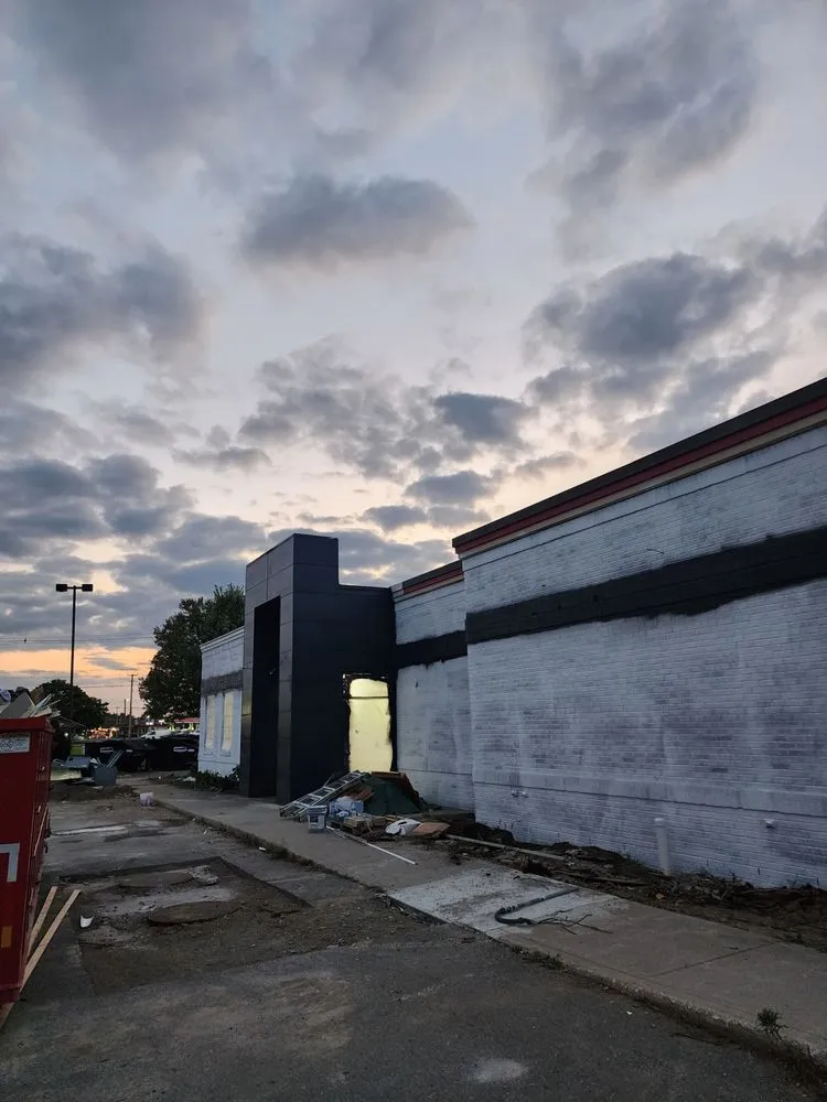 Slide of El Tata General Construction