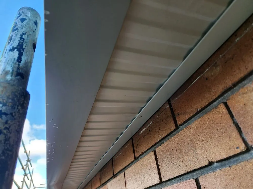 Slide of Elayon Roofing