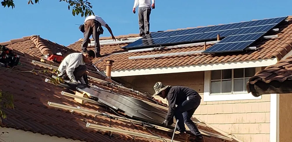 Slide of Elbac Solar