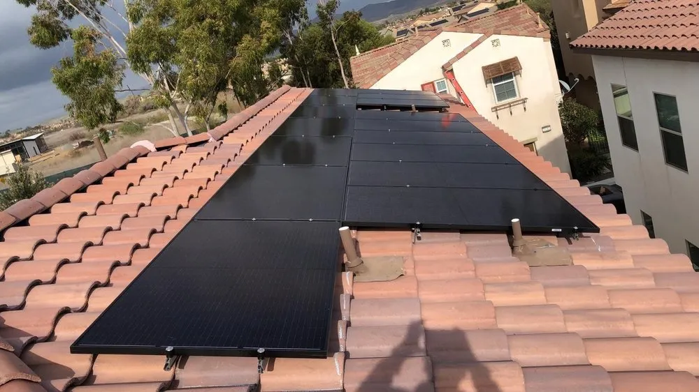 Slide of Elbac Solar