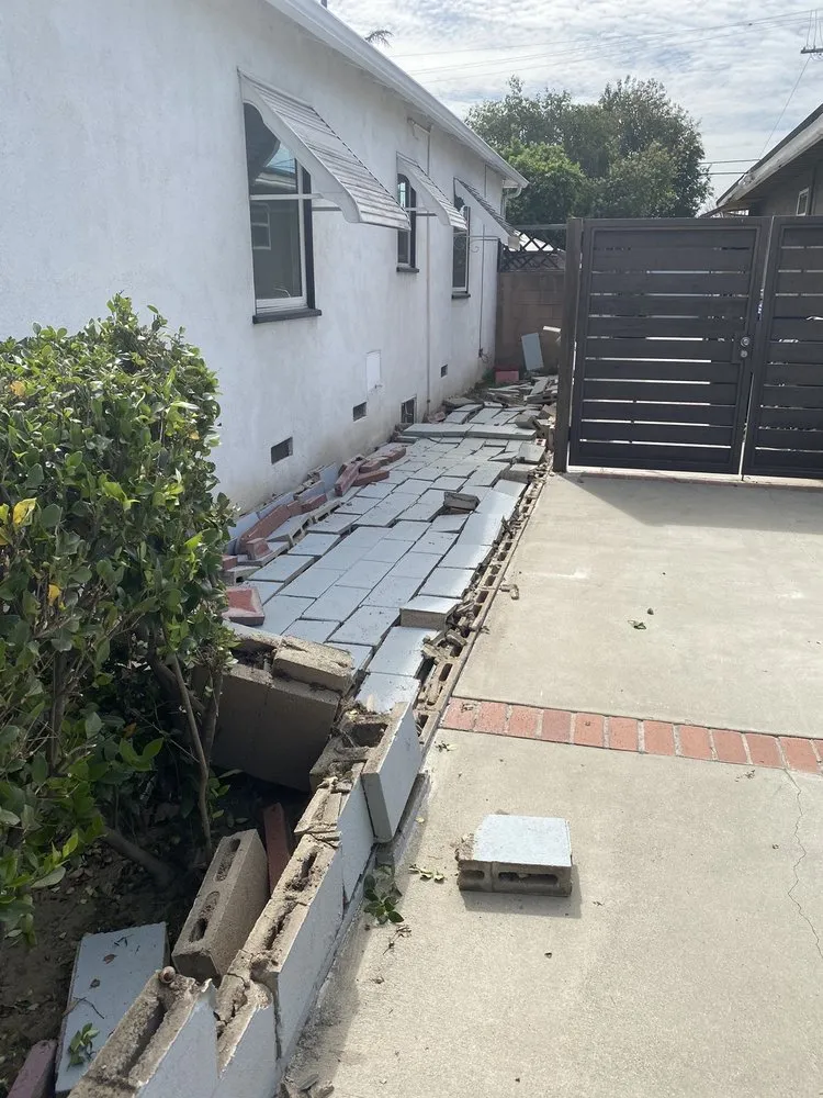 Slide of Elbac Solar