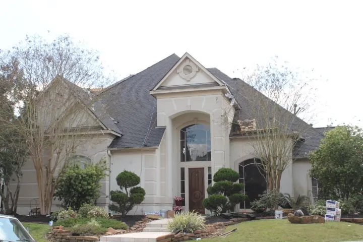 Slide of Eldridge Roofing & Solar