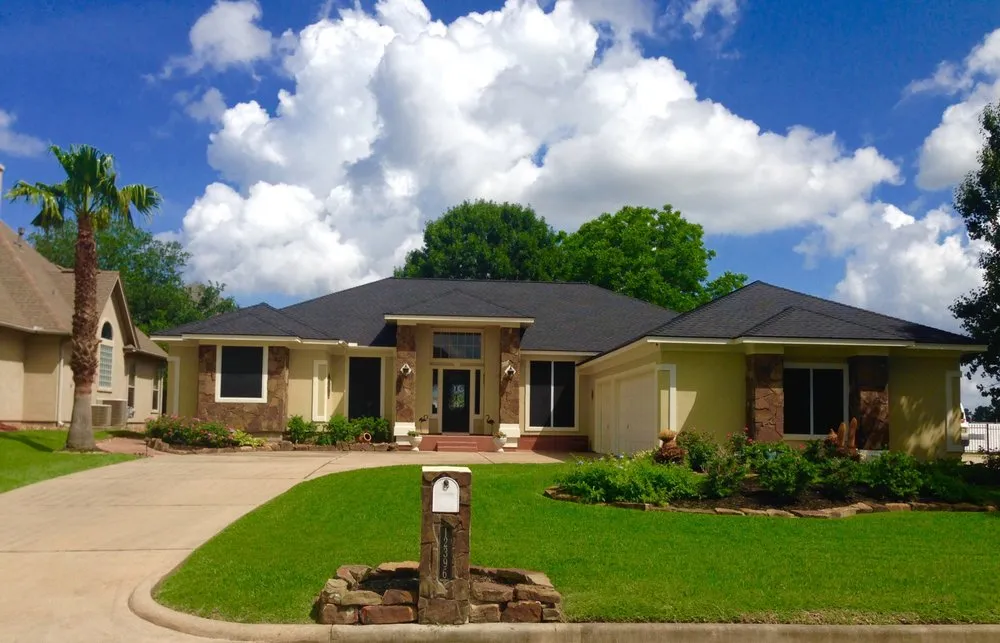 Slide of Eldridge Roofing & Solar