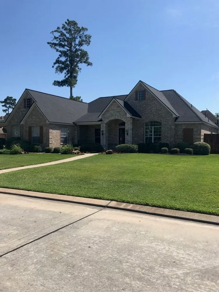 Slide of Eldridge Roofing & Solar