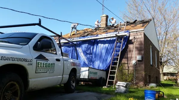 Elegant Exteriors Logo