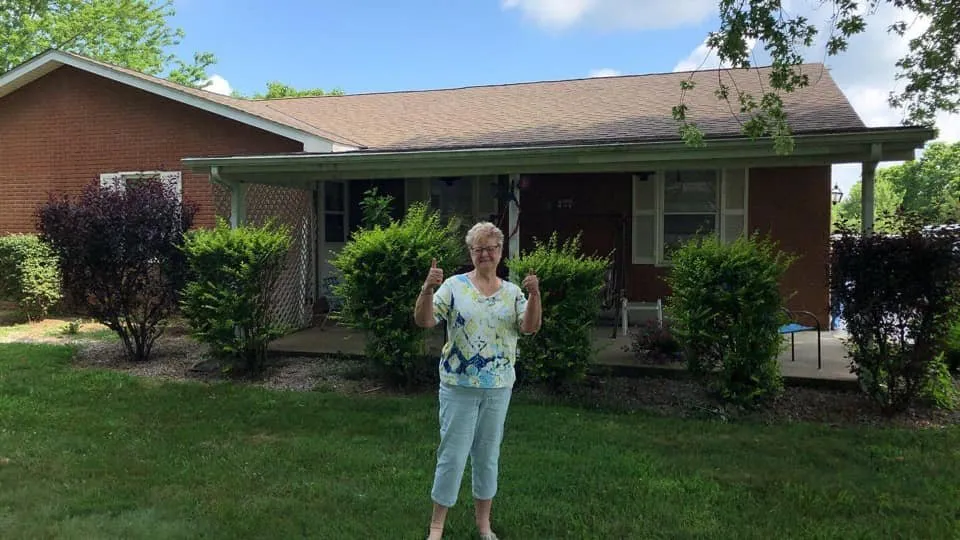 Slide of Elements Roofing & Construction