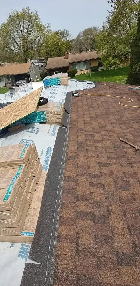 Top-rated roof repair in North Branch, MI by Elevate Construction