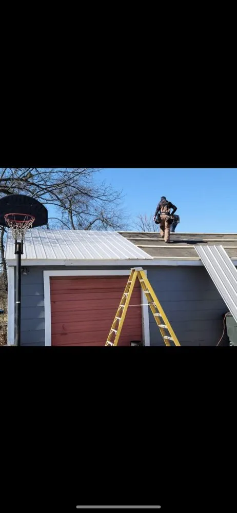 Licensed flat roof repair in Brashear, TX - Elevate Roofing & Builders