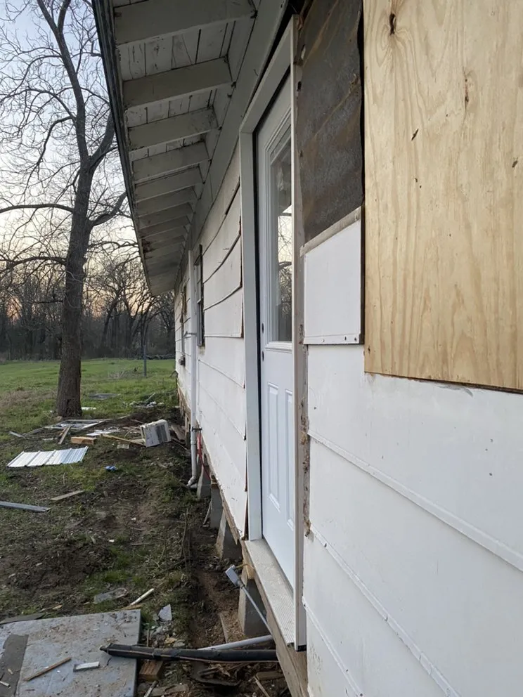 Reliable roof repair in Brashear, TX by Elevate Roofing & Builders