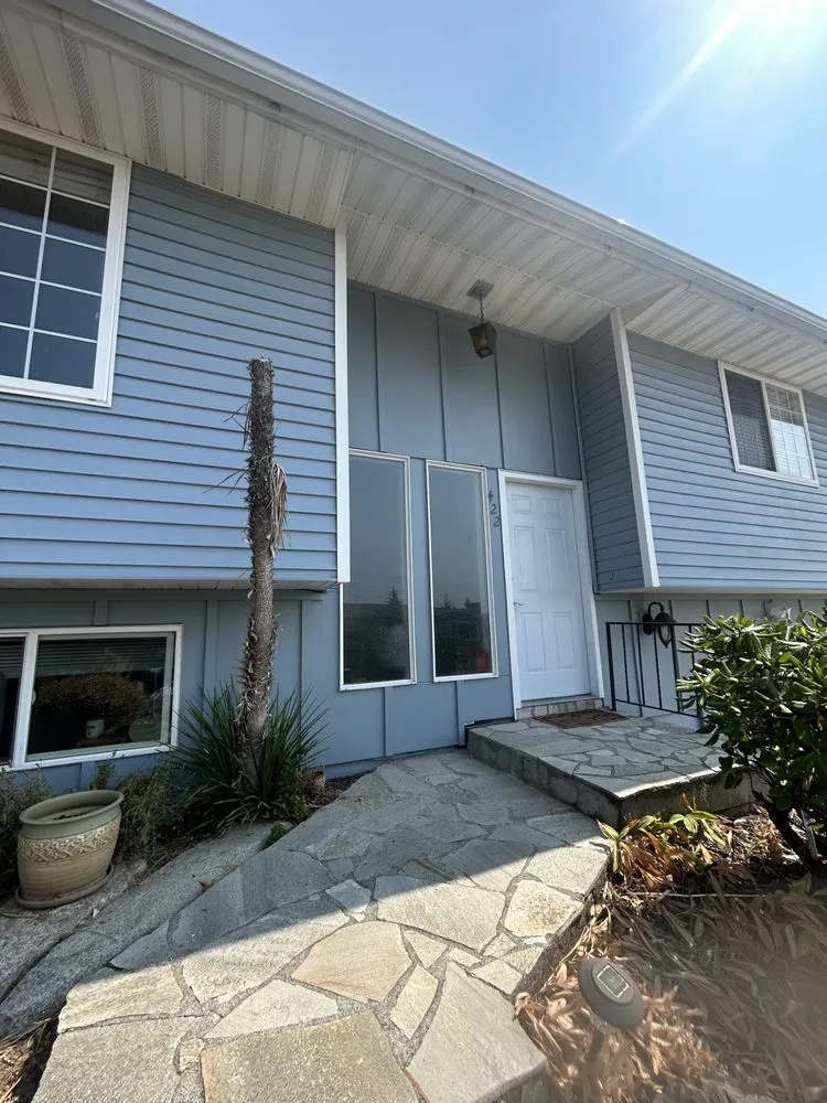 Slide of Eleven Siding