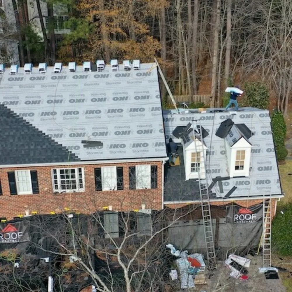 Slide of Elf Roofing and Siding