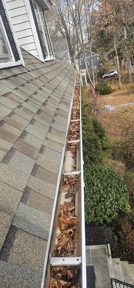 Slide of Elf Roofing and Siding