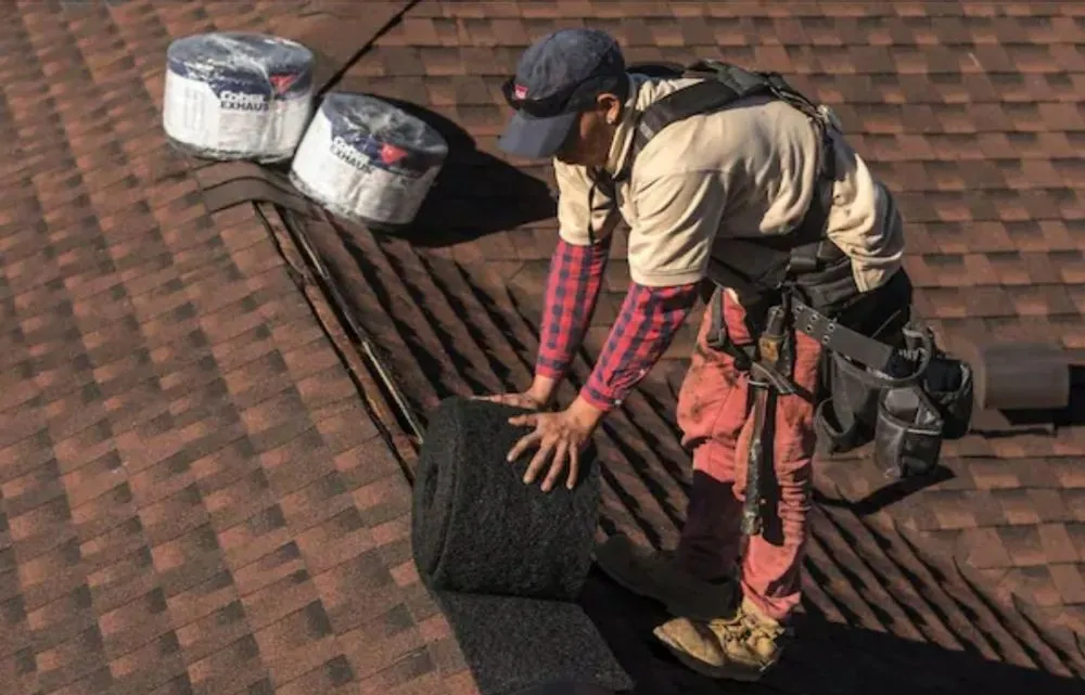 Slide of Elf Roofing and Siding