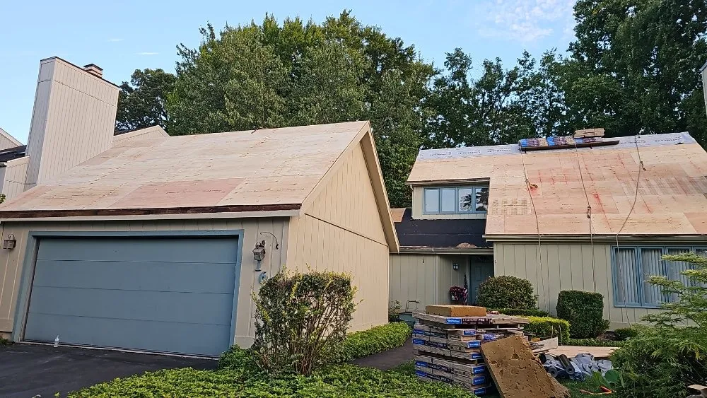 Slide of Elf Roofing and Siding