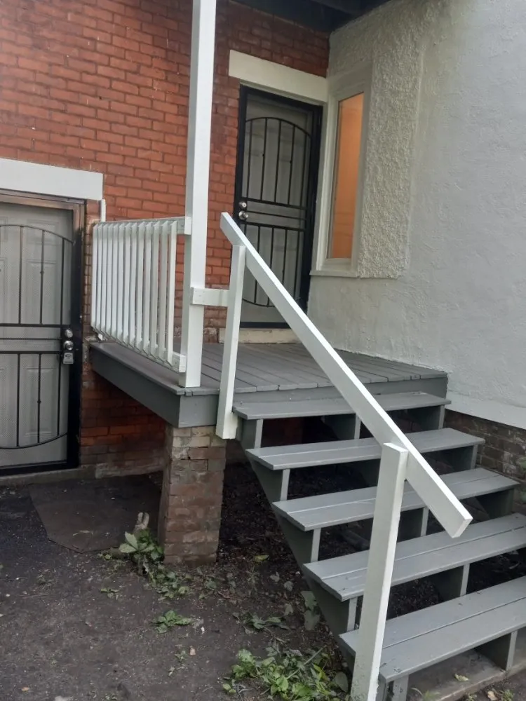 Slide of Eli is Home Improvement