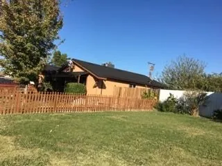 Slide of Eli Roofing