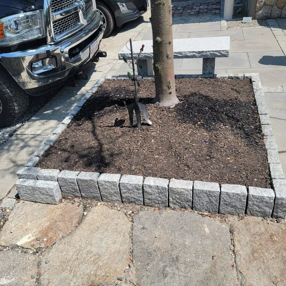 Slide of Elias Dubon Landscaping