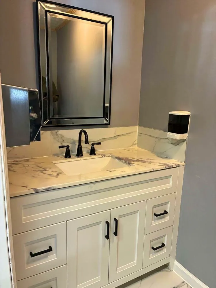 Slide of Eli's Roofing