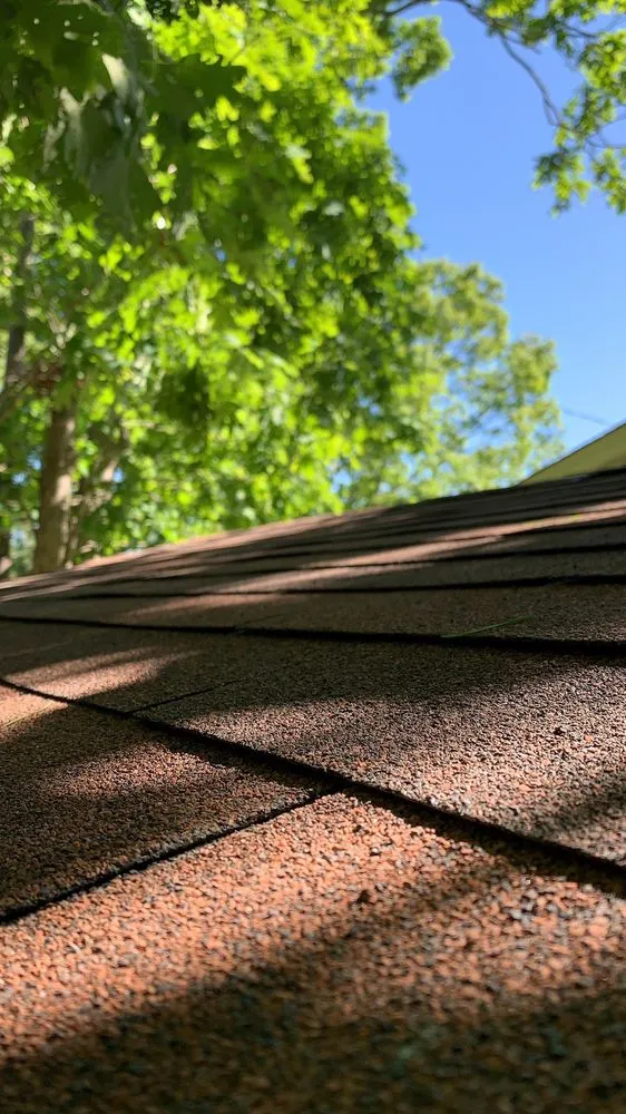 Slide of Eli's Roofing