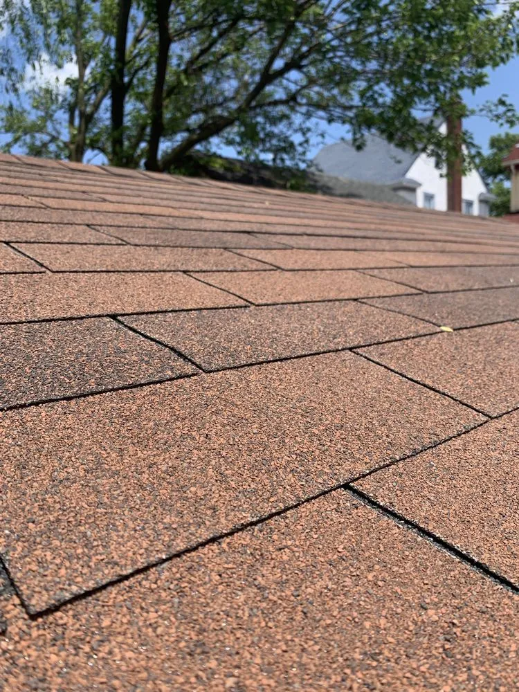 Slide of Eli's Roofing