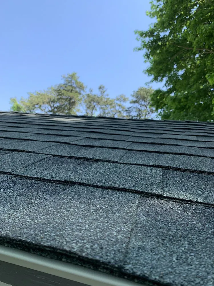 Slide of Eli's Roofing