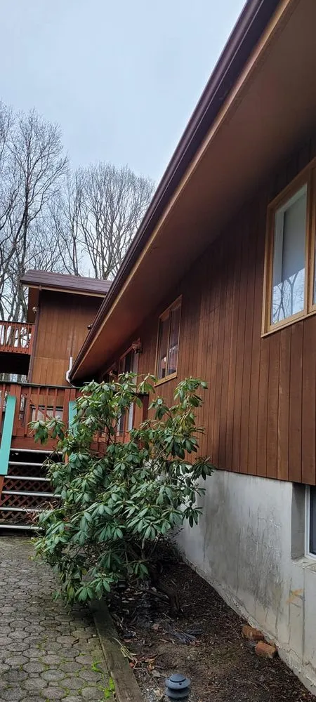 Slide of Eliseo General Contractor