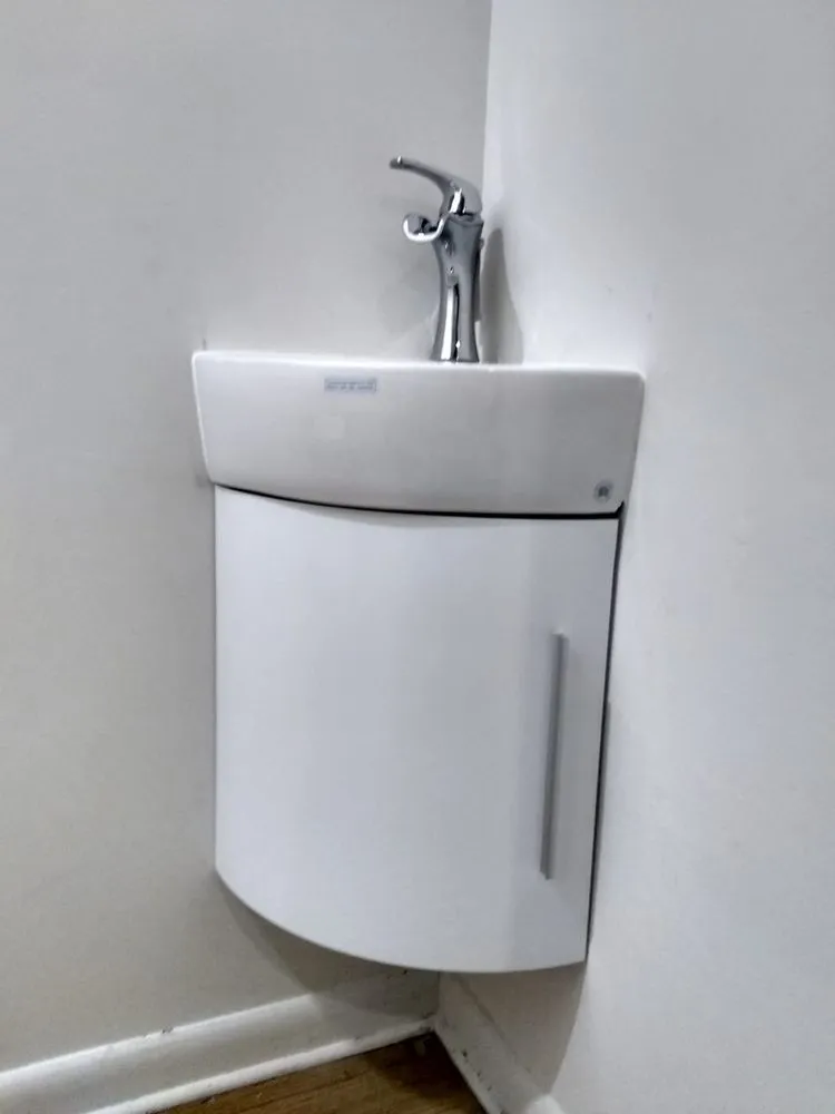 Slide of Eliseo General Contractor