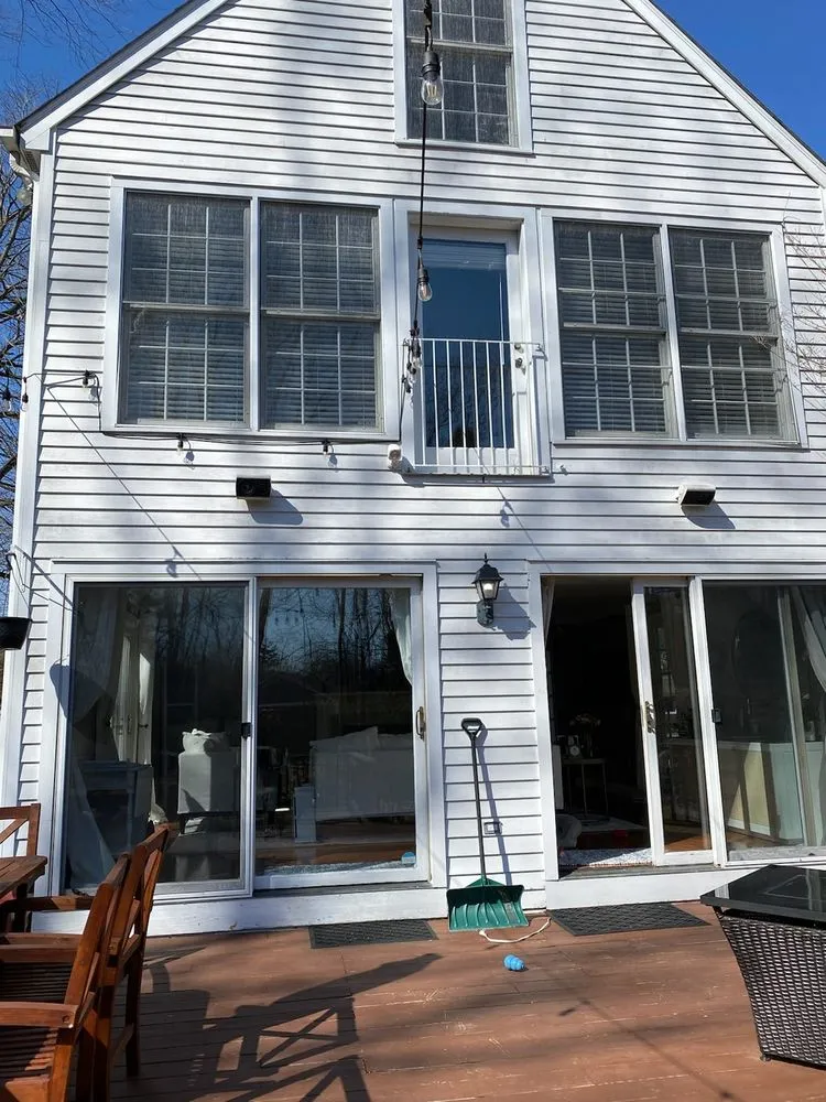 Slide of Eliseo General Contractor