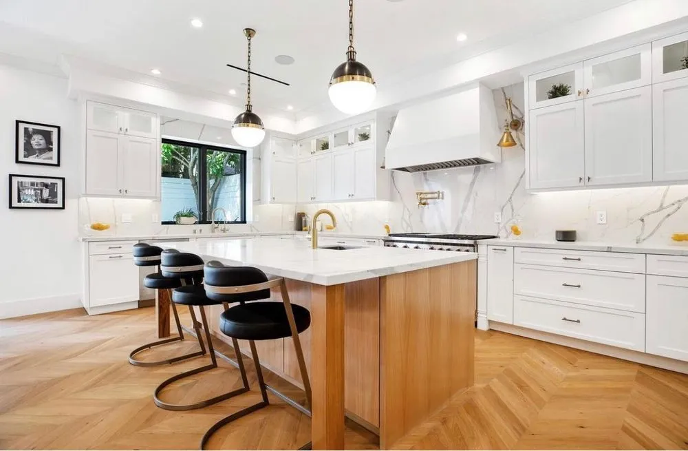 Slide of Elit Builders