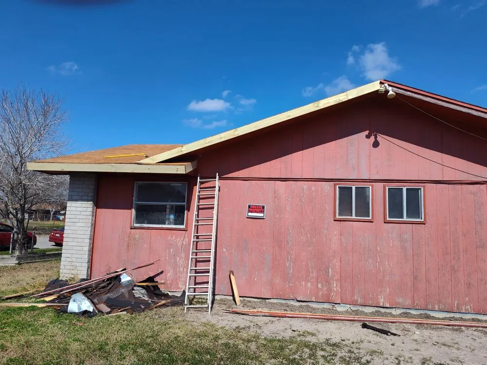 Slide of Elite Construction