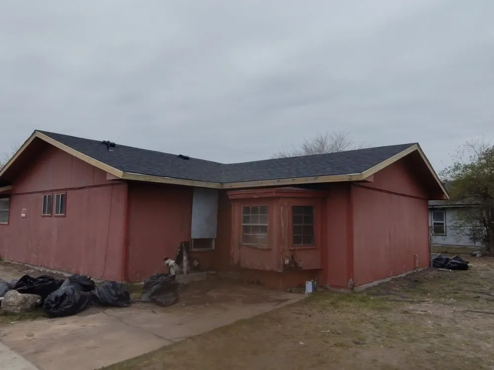 Slide of Elite Construction