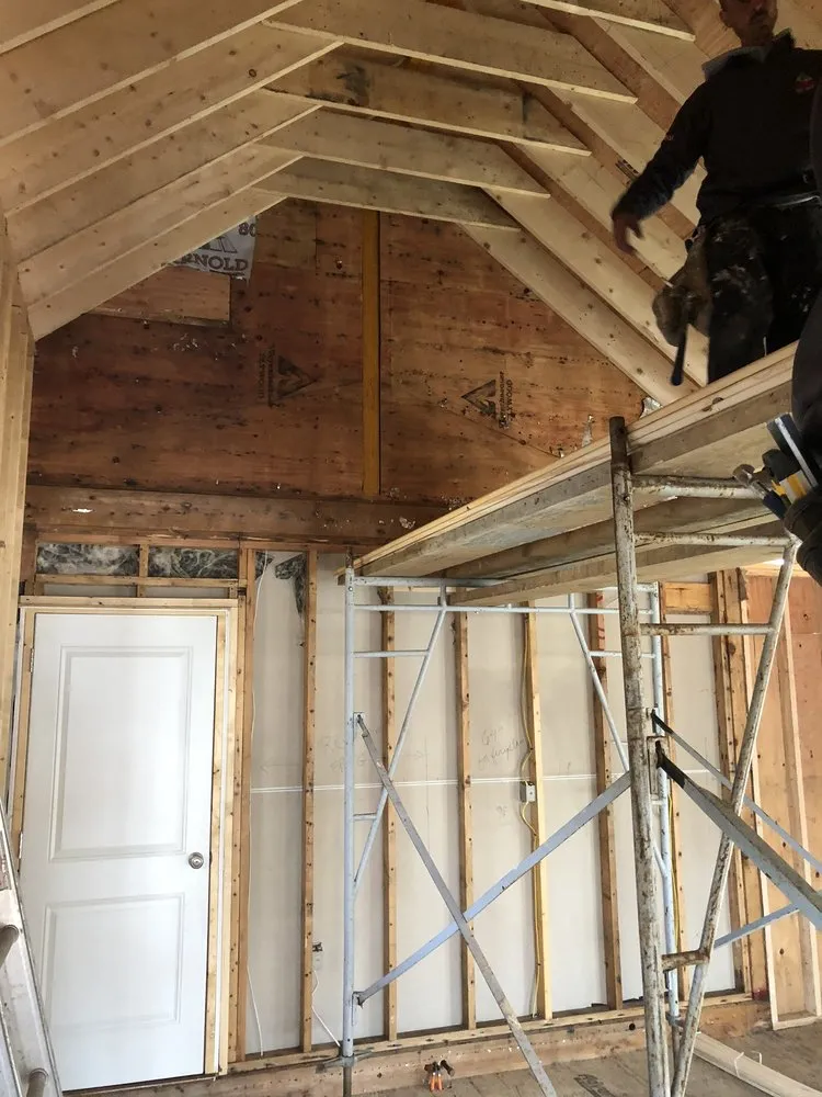 Slide of Elite Contracting