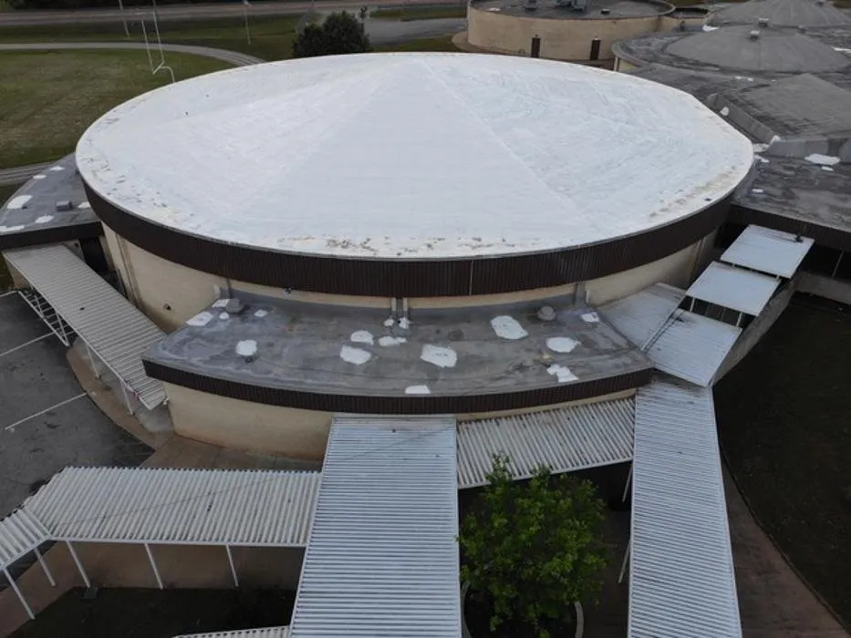 Slide of Elite Contractors