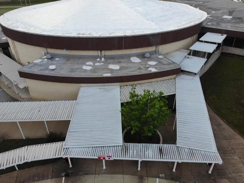 Slide of Elite Contractors