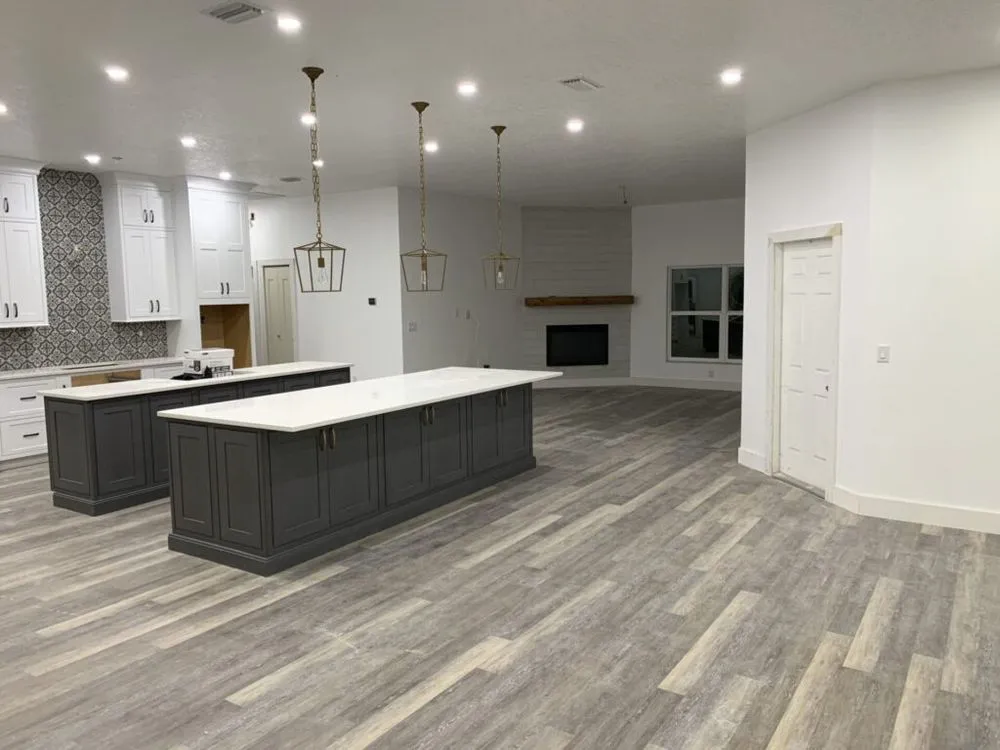 Slide of Elite Contractors Group