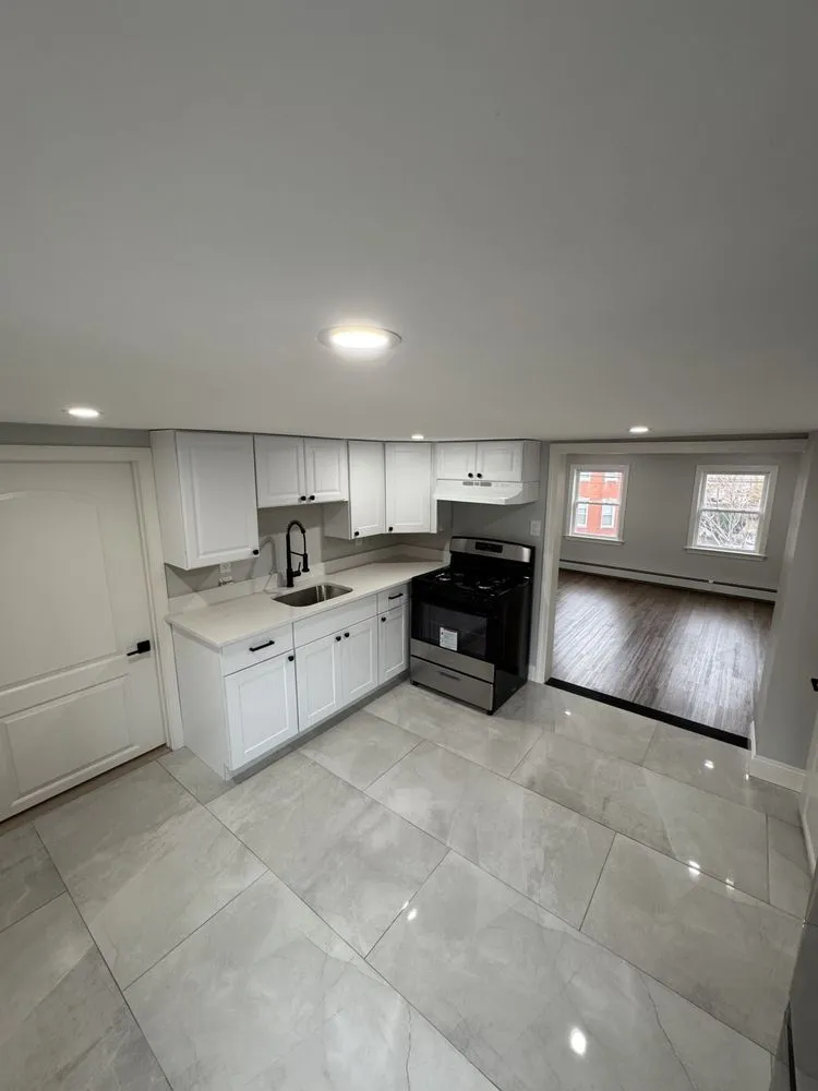 Slide of Elite Contractors