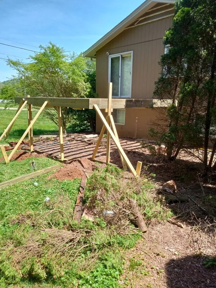 Slide of Elite Customs