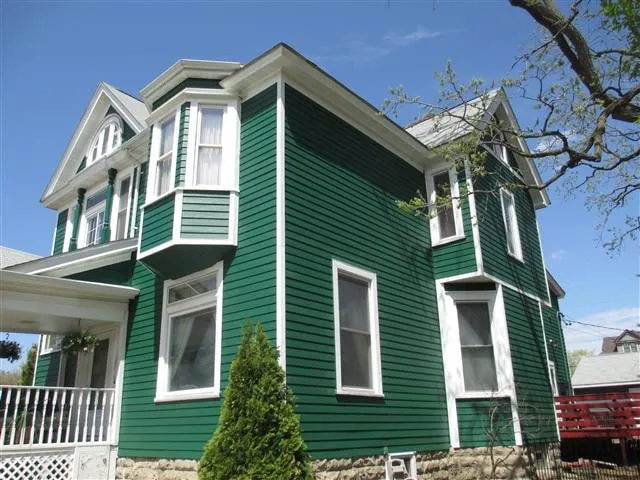 Slide of Elite Exteriors