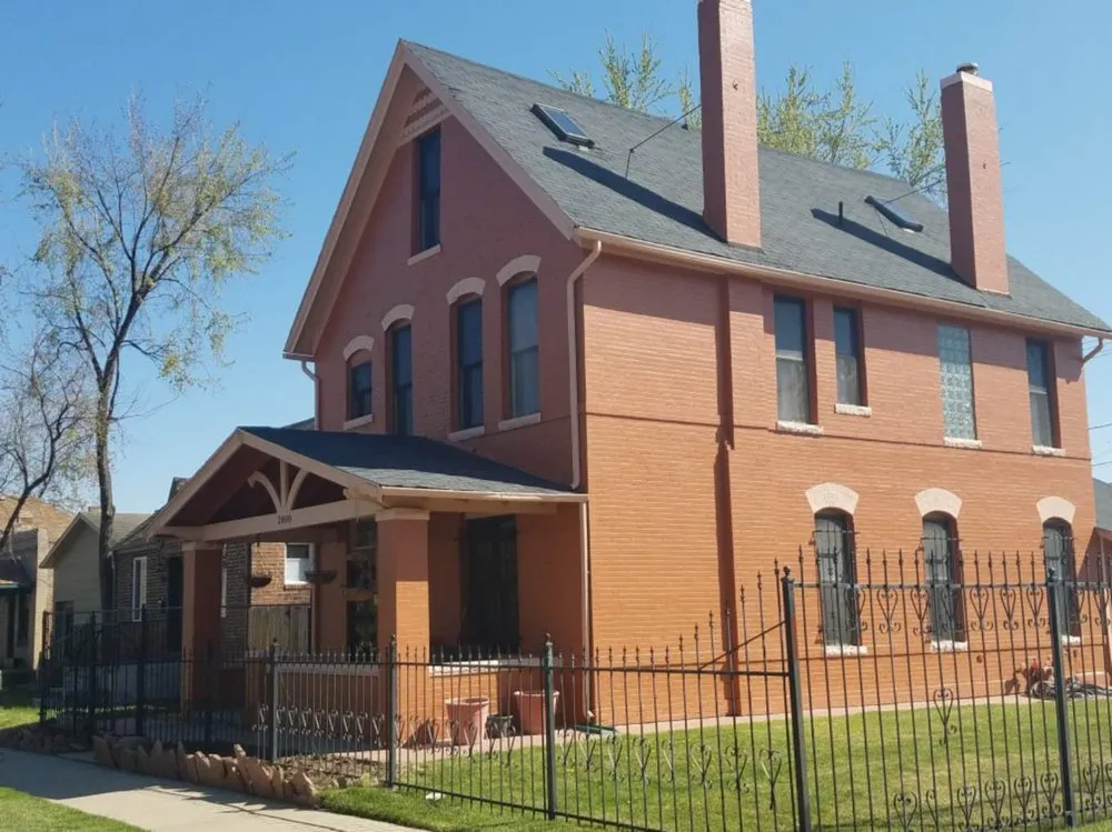 Slide of Elite Exteriors of Denver