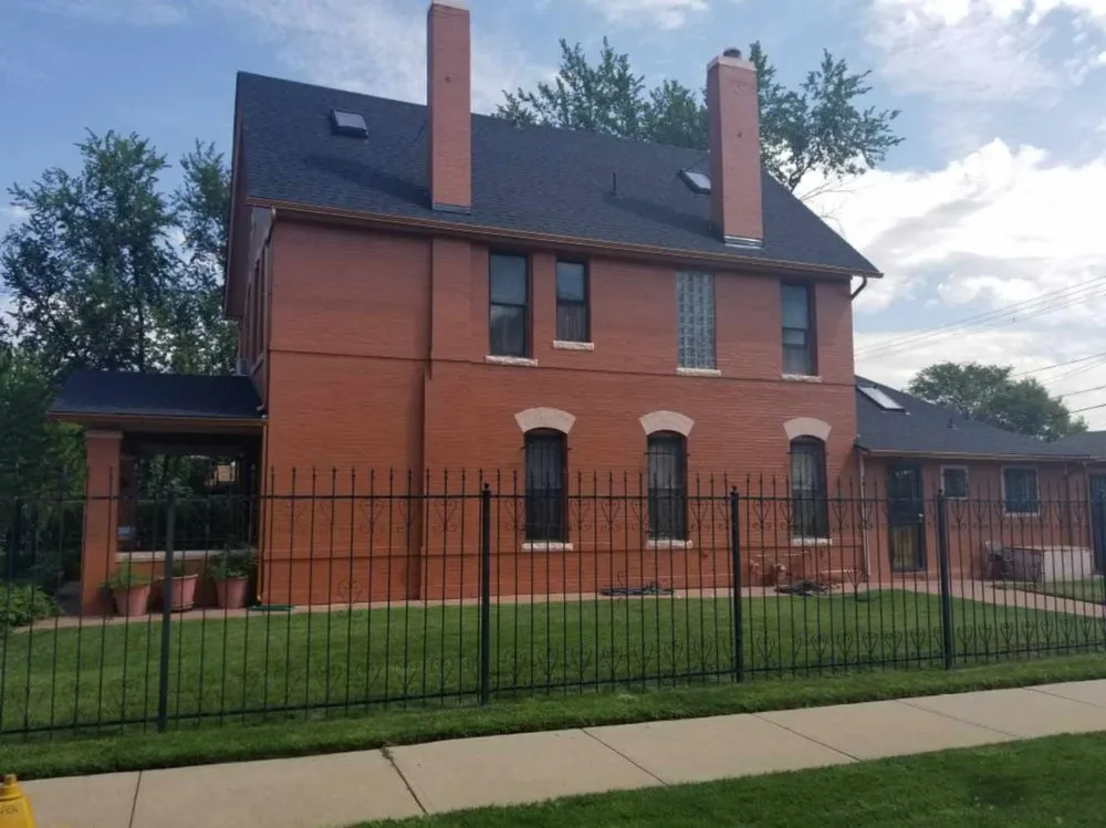 Slide of Elite Exteriors of Denver