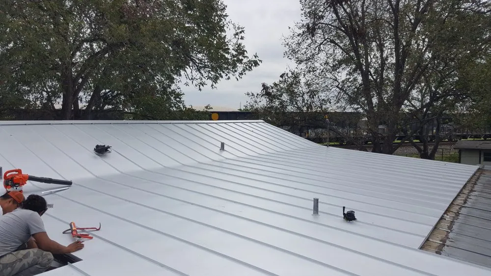 Slide of Elite Exteriors