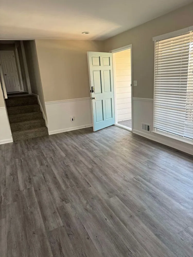 Slide of Elite Interiors & Exteriors