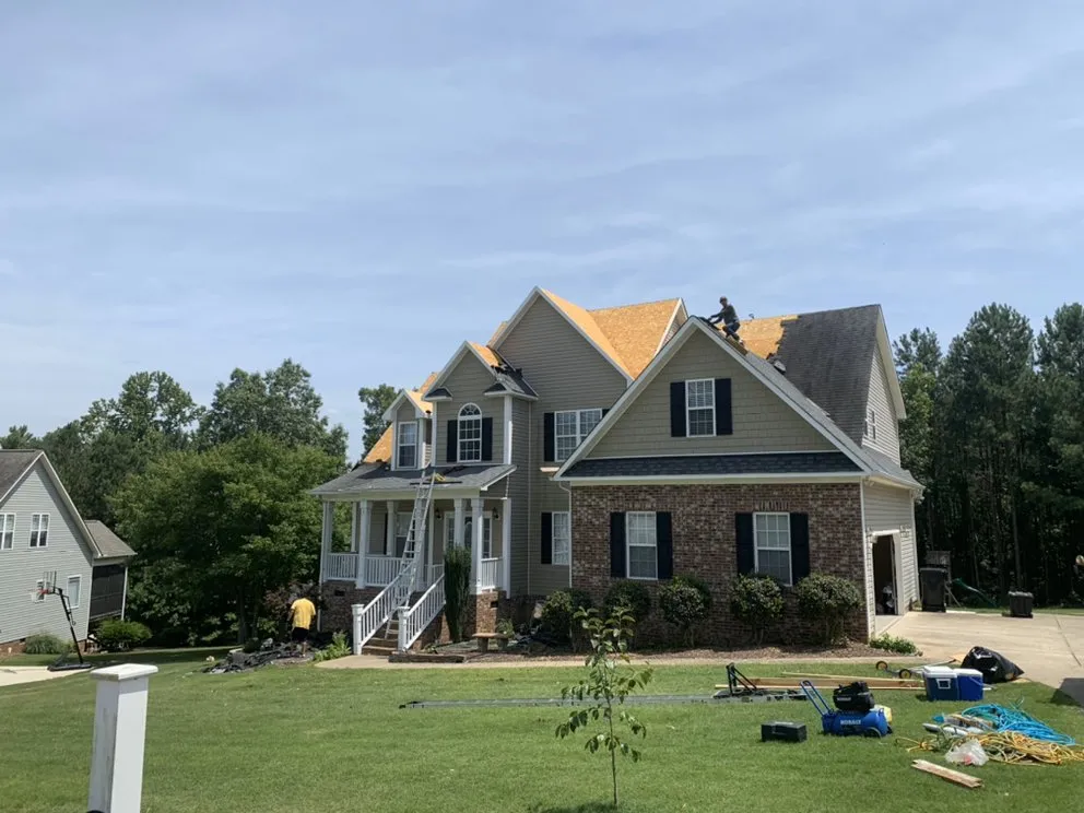 Slide of Elite Master Contractors