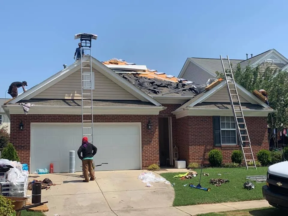 Slide of Elite Master Contractors