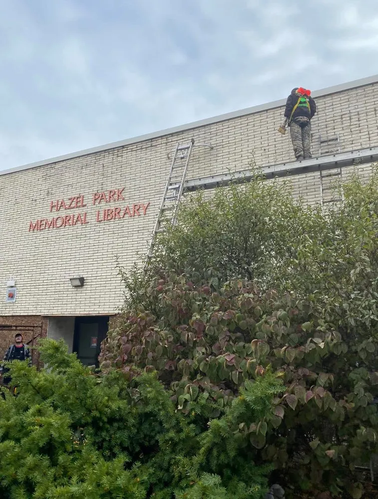 Slide of Elite Mcginnis Construction