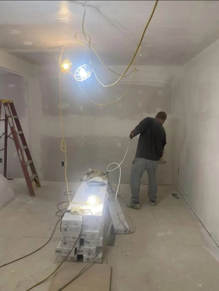 Slide of Elite Mcginnis Construction