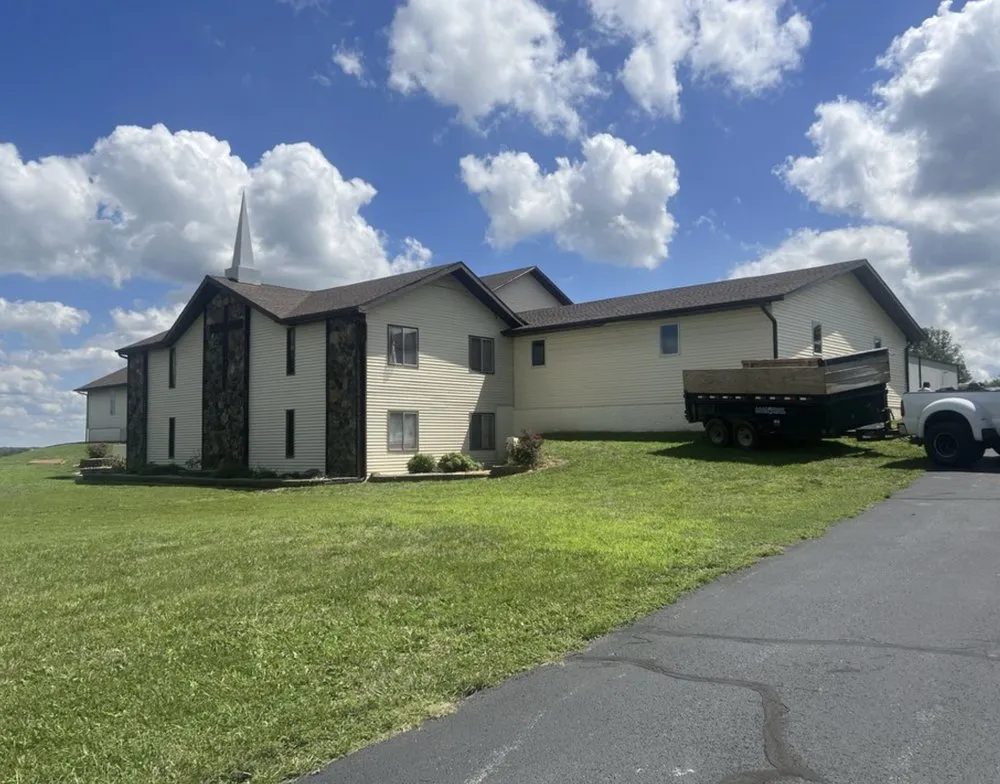 Slide of Elite Midnight Roofing