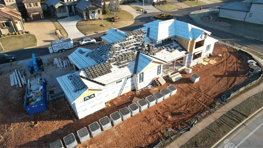 Slide of Elite Midnight Roofing