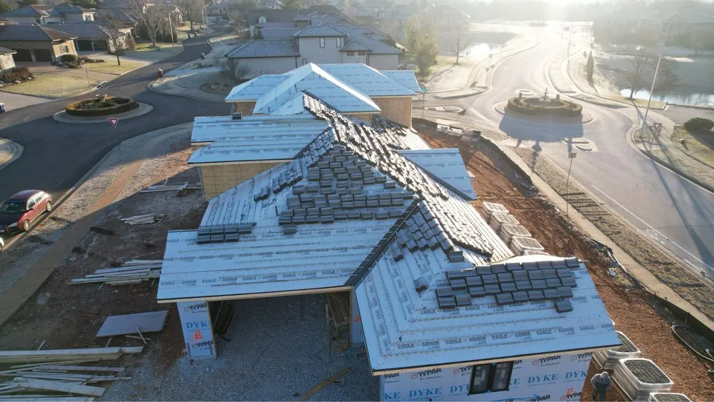 Slide of Elite Midnight Roofing